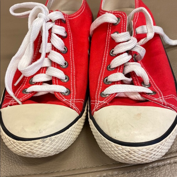 Rocket Dog Red Canvas Sneakers- Size 8.5 - - Picture 7 of 9